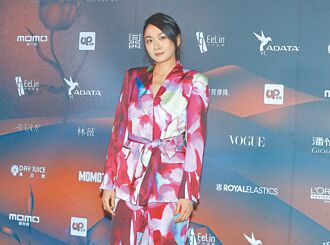 遭网攻 江祖平换全黑头像迎战