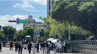 民眾黨支持者聚博愛、愛國路口迎柯文哲     警方戒備森嚴