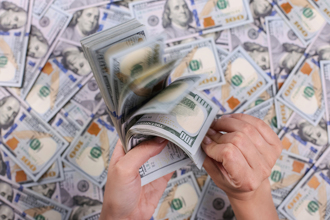 4生肖3年內暴富 投資錢滾錢 財路大開