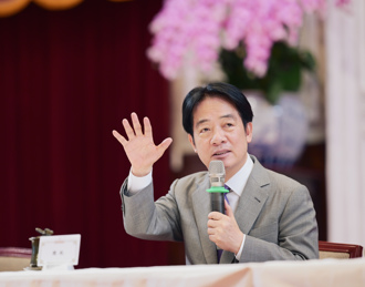 張亞中專欄》賴清德帶著台灣往冰山航行