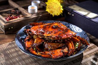 【秋天找蟳】 蟬聯八年米其林三星 「頤宮」 推秋蟹饗宴！