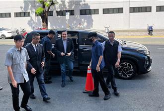 挨告賤賣國民黨產「三中案」 前總統馬英九二審出庭稱無貪贓枉法