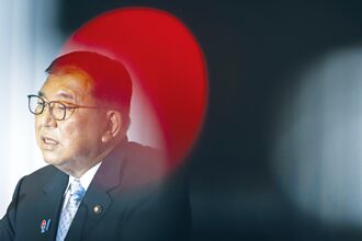 小泉、高市繼任日相呼聲高 日股創下歷史新高 反映市場期待