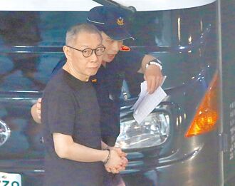 柯P今是否回家 白營號召小草接人