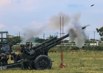 43砲砲2營基地營教練射擊 驗證火力制敵