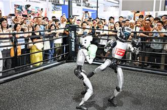 陸人形機器人產業鏈成形 工信部：推進AI高端算力晶片