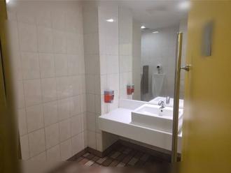 高雄麥當勞陳屍男子身分曝是「台積電外包商員工」  身旁留有針頭