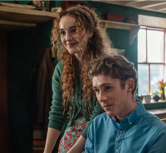 「007」與「貝拉雷斯壯」同框！布洛斯南、海倫娜演繹愛與命運之詩