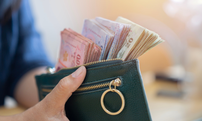 属猪者10月底前有望靠着人脉而得到更多财富增长的机会。（示意图：Shutterstock／达志）
