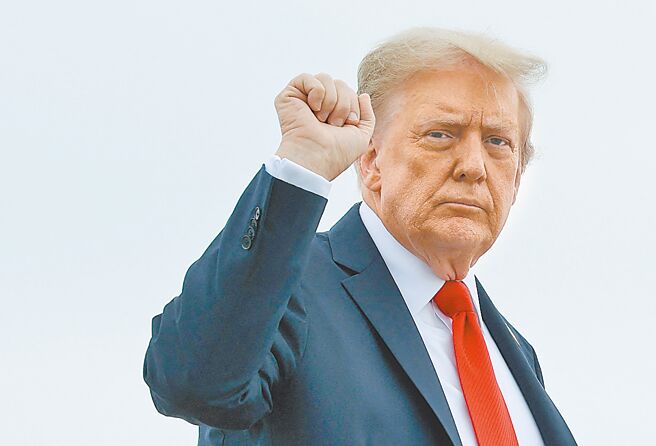 美国财政部长贝森特7日表示，他有信心川普总统（见图）提出的关税政策会在最高法院获胜。（路透）