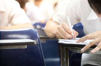 北模作文試題「我的媽媽是代理孕母」惹議 學生團體：過度引導