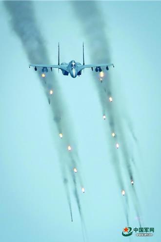共軍空軍長航時飛行訓練曝光 模擬作戰內容一次看 