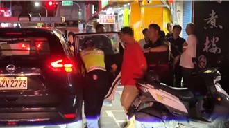 續攤地點談不攏爆衝突   台東2酒友持鋸對峙上演鐵公雞