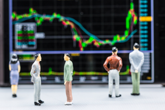 台積電殺尾盤！爆天量急跌20元收1265 台股挫低190點