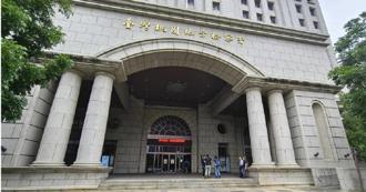 桃園搶匪「黑吃黑」佯稱販毒搶走買家95萬　竟有90萬是假鈔！3人崩潰自首1人在逃