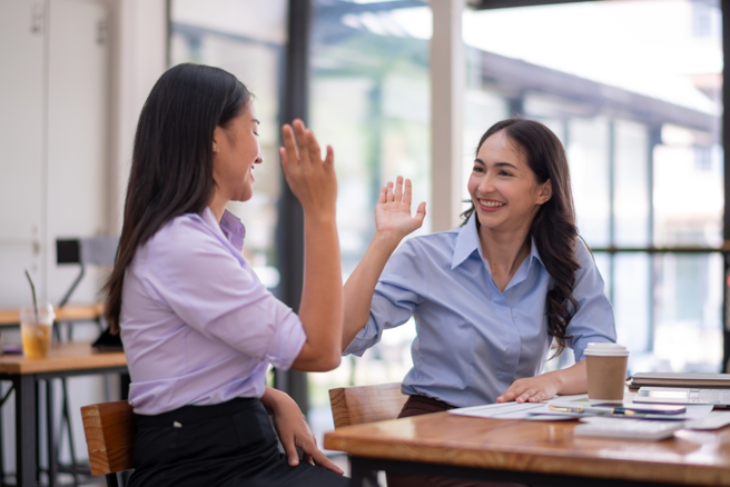 白露节气期间，牛、蛇、马、羊4生肖有福有财，好事成双。（示意图：Shutterstock／达志）