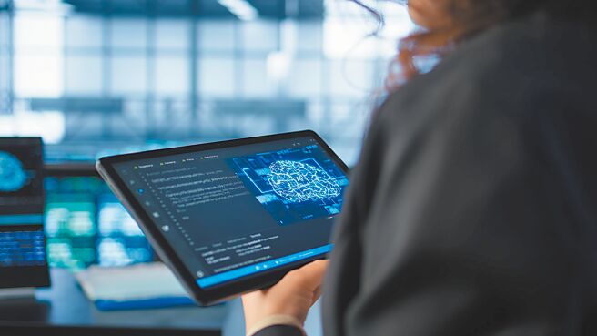 生成式AI的黑箱決策表面是技術議題，核心卻是信任經濟。圖／Freepik