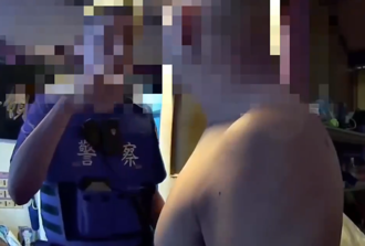 啃老家暴男討嘸錢砸家具！父母報警求救 他嗆警：制服脫下來單挑
