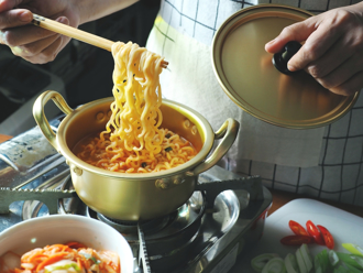 棺材不是装老人！40岁男心肌梗塞险死 医揪2致命关键 