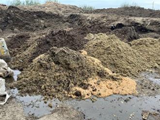 台中大甲驚爆非法棄置案 「1500噸廢棄物」堆進農田 