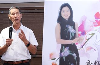 鄧麗君與成龍緋聞又被挖 三哥親回應「要尊重往生的人」