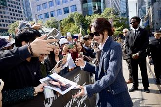 侯孝賢導演催促動筆！舒淇閉關13天完成《女孩》劇本