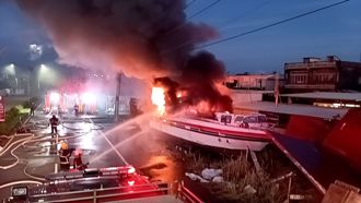 屏東800萬遊艇慘遭烈火吞噬　竟是醉女心情差縱火釀禍