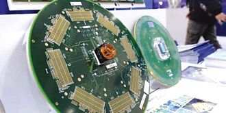 旺硅、颖崴 业绩成长可期