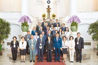 全台唯一 第一銀行6度獲巨擘獎