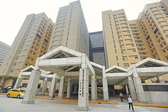 停業、廢照 2狼醫遭懲戒處分