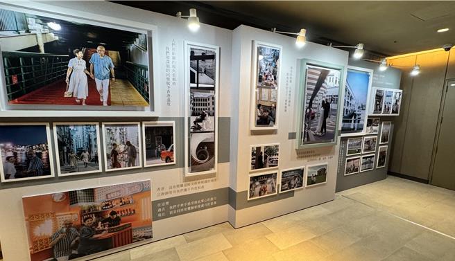 「銀潮來襲」在台北松菸誠品三樓展出。（洪秀瑛攝）