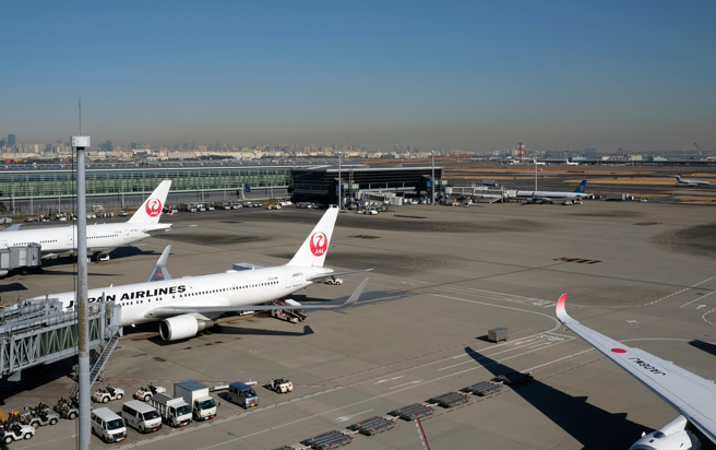 東京羽田機場因雷雨暫停起飛。（示意圖：Shutterstock/達志）