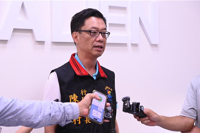 太平洋洄澜铁人3项赛事径自取消，引起譁然。县府行政暨研考处长陈建村说明非县府主办，将注销补助费用，要求确保全额退费。（花莲县府提供／王志伟花莲传真）