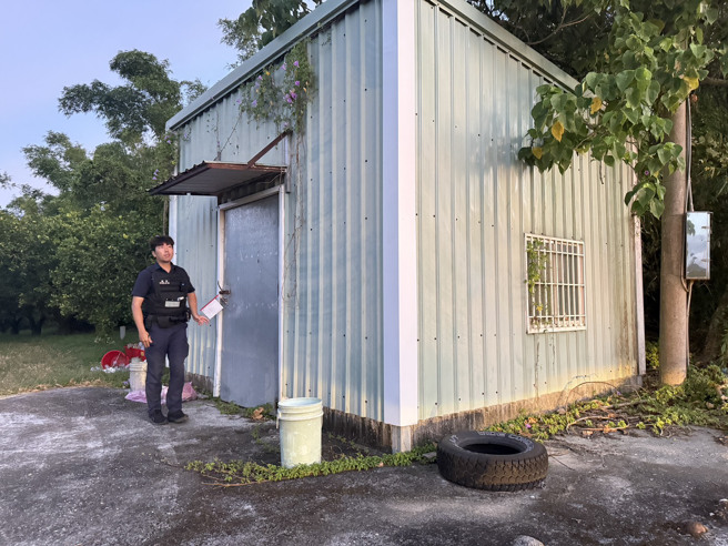 為守護柚農心血，鳳林分局即日起啟動「護柚專案」，聯合5所1隊展開高強度巡邏，誓言將竊賊阻絕於柚園之外。（圖／簡銘柱翻攝）