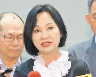 天上突掉这「礼物」 沈富雄：民进党很头痛  我要恭喜柯志恩