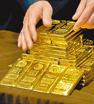 美債風險如心臟病…達里歐籲買黃金自保