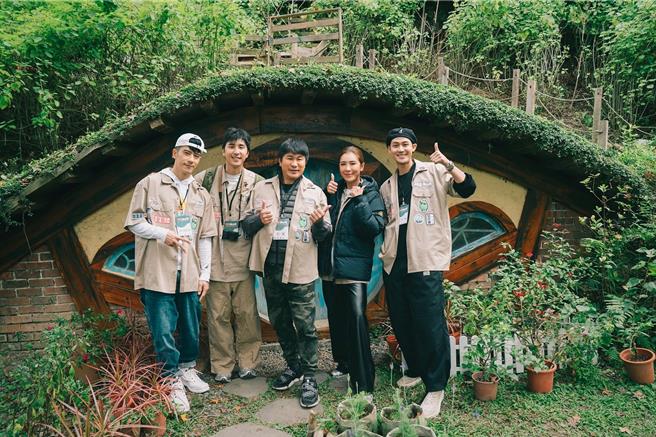 JR紀言愷（左）、李玉璽（右）為本周特派員。（客台提供）