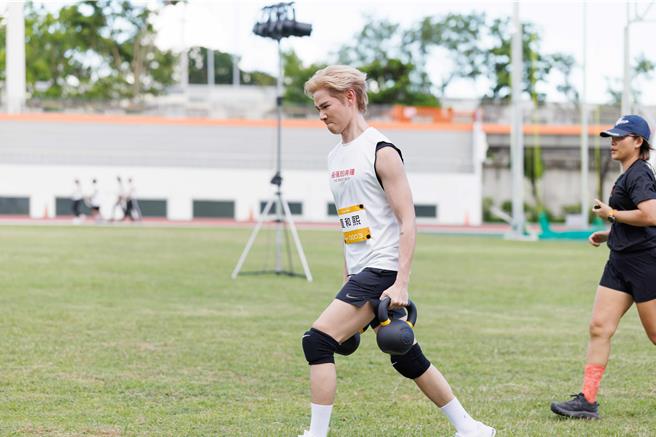 夏和熙挑戰耐力極限。（好看娛樂提供）