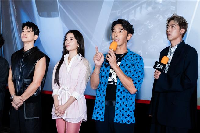 《96分鐘》主演林柏宏（左起）、宋芸樺、李李仁、蔡凡熙很感謝觀眾的支持。（華影國際提供）