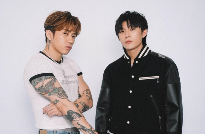 Tyson Yoshi（左）与Juice Boy合唱单曲〈别说再见〉。（华纳音乐提供）