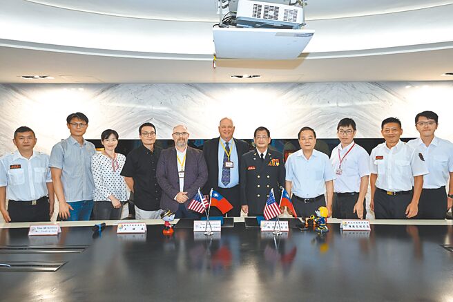 新北市消防局11日與美國德州農工大學簽署合作備忘錄。（新北市消防局提供／王揚傑新北傳真）