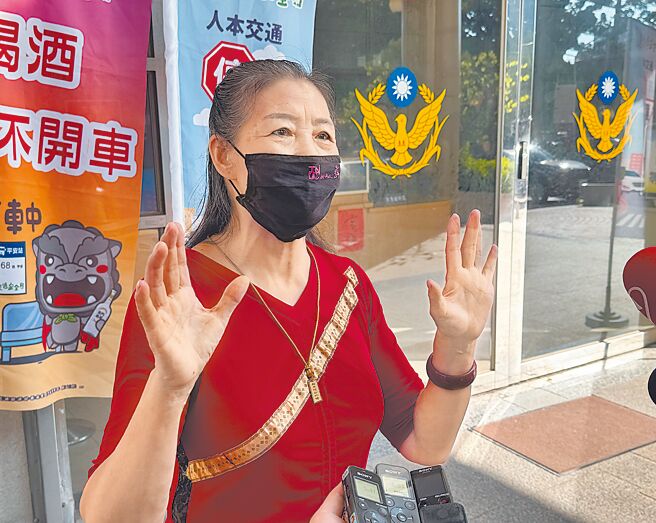 参加大陆厦门低价游程爆争议，金门「马老师」马雪峰11日出面澄清。（于家麒摄）