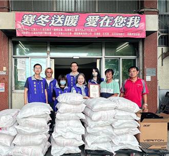 台中港務傳遞溫情 捐贈430包白米助弱勢