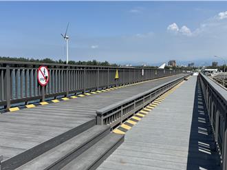 苗縣竹南龍鳳漁港北堤釣魚平台延伸完工 今天起重新開放