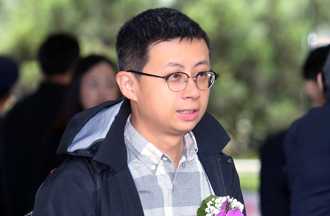 不是四叉貓！呱吉直播爆氣 黃士修嘆曝對方暴躁真正原因：該就醫了