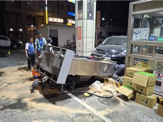 疑驾车不慎失控撞倒加油机 现场狂漏油酿2人伤