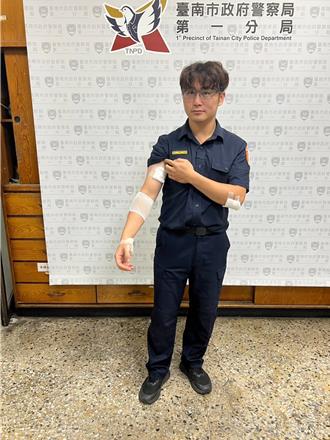 嫌犯如喪屍！ 持榔頭拒捕還咬傷警員手臂