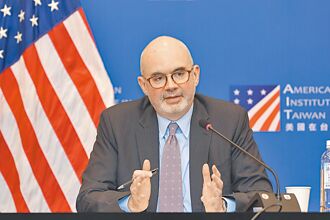 海納百川》美國也篡改歷史？（黃英彥）