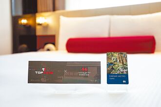 住台北凱達體驗賽車飆速、港點吃到飽