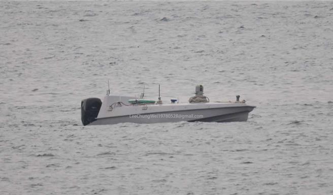 快奇无人艇测试画面。(李忠卫拍摄提供)